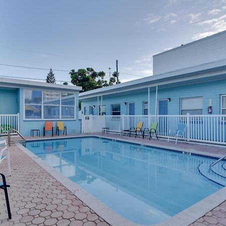 Condo With Community Pool - Walk To Madeira Beach! เซนต์พีทบีช ภายนอก รูปภาพ