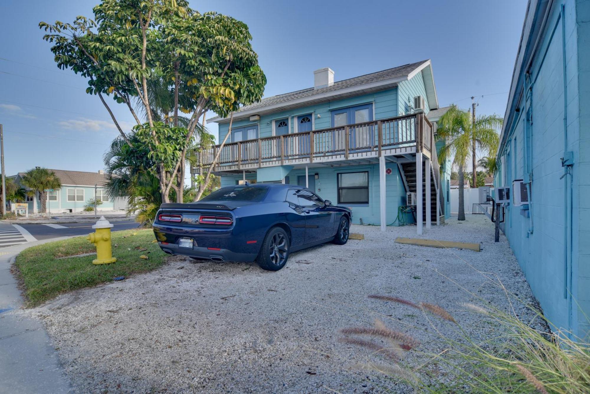 Condo With Community Pool - Walk To Madeira Beach! เซนต์พีทบีช ภายนอก รูปภาพ