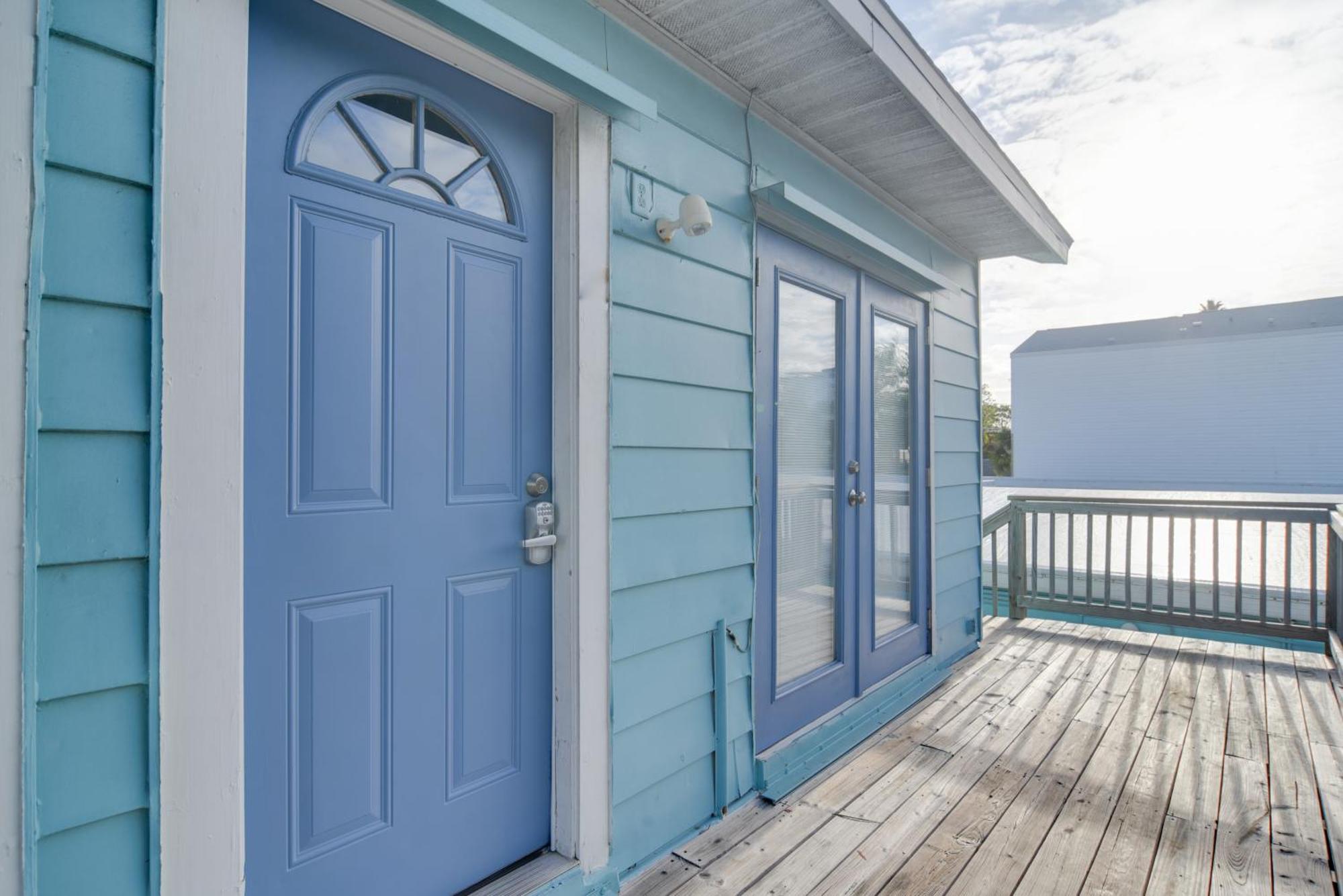 Condo With Community Pool - Walk To Madeira Beach! เซนต์พีทบีช ภายนอก รูปภาพ